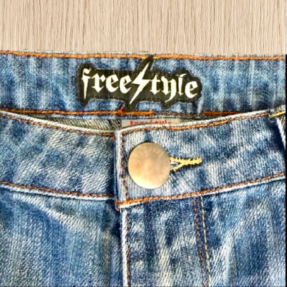 FreeStyle | Studded Distressed Frayed-Hem Denim Mini Skirt. - Picture 7 of 7